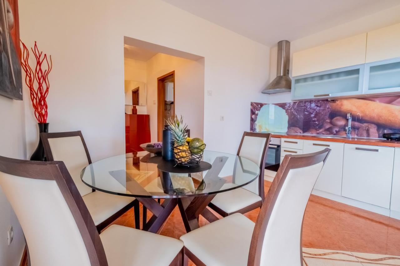 Apartments Laganini Нови Винодолски Екстериор снимка